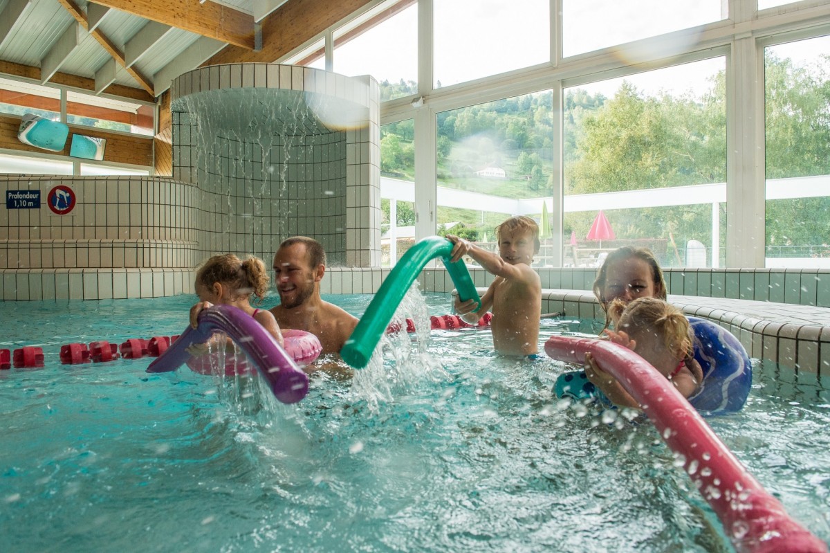 Complexe piscine loisirs La Bresse bassin ludique