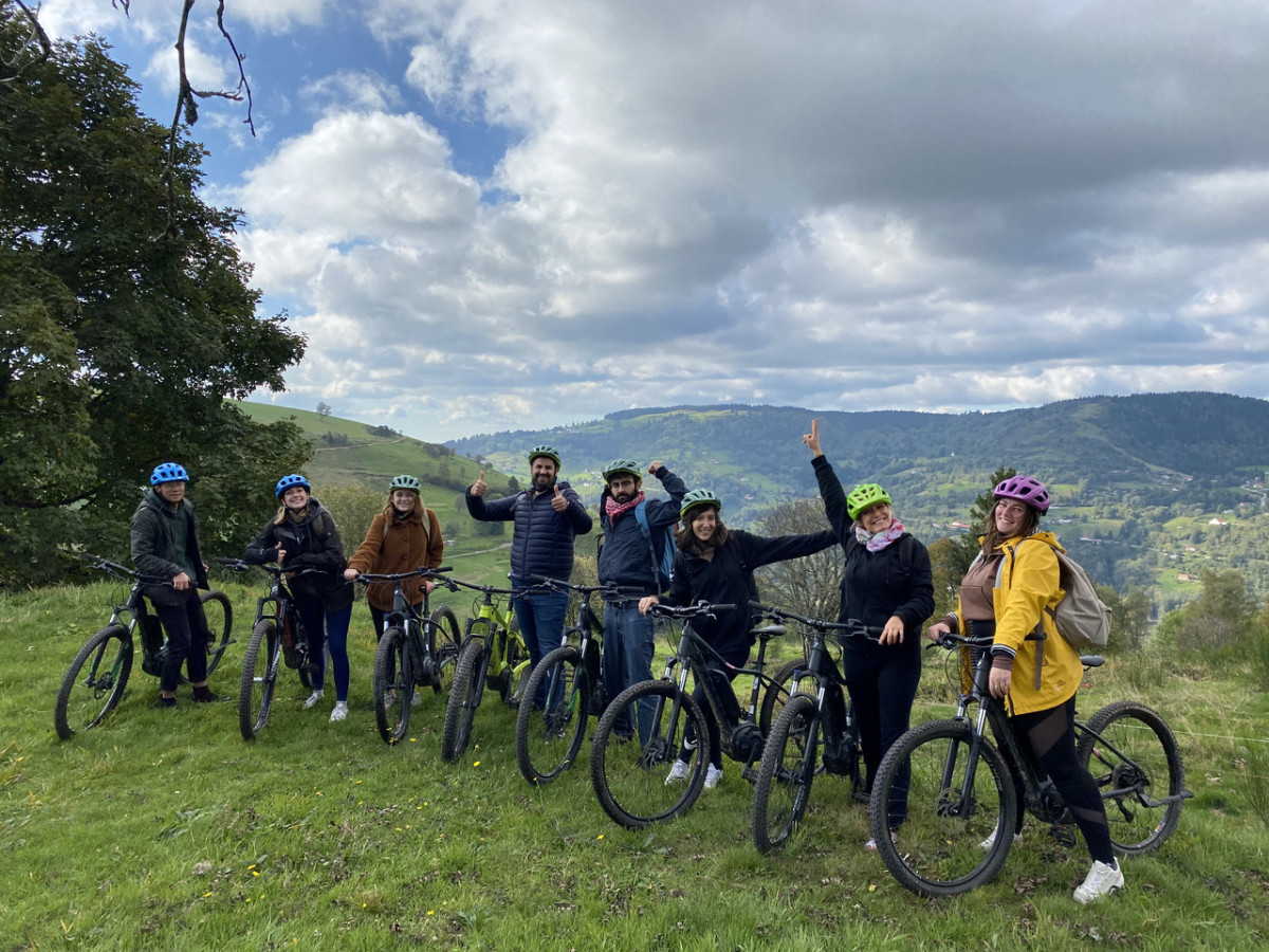 gambaladons-accompagnateurs-en-montagne-la-bresse-1
