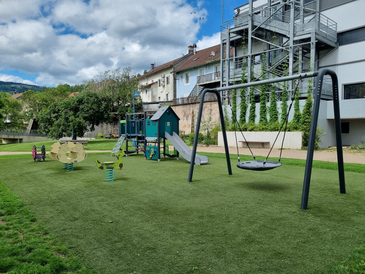 square-du-saulcy-cornimont-1