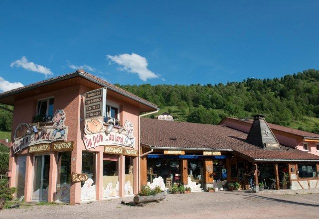pain-au-lard-la-bresse-1