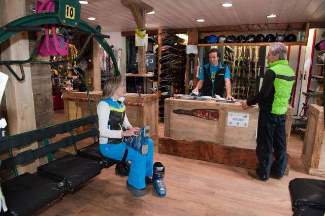 couaroge-location-materiel-sport-hiver-la-bresse-1
