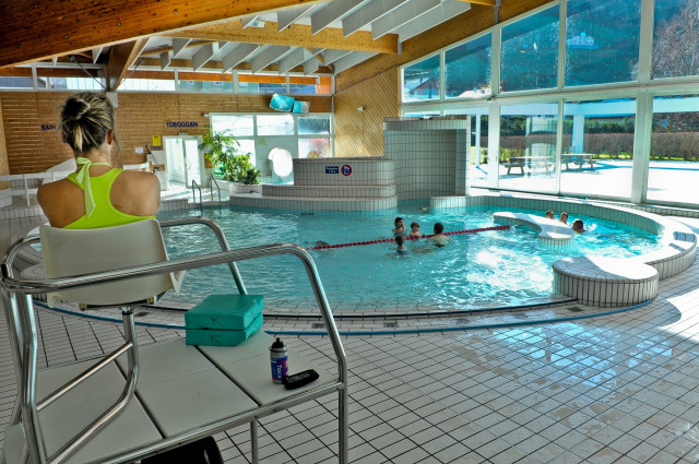 complexe-piscine-loisirs-la-bresse-1