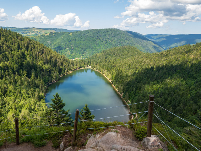roche-lac-corbeaux-la-bresse-1