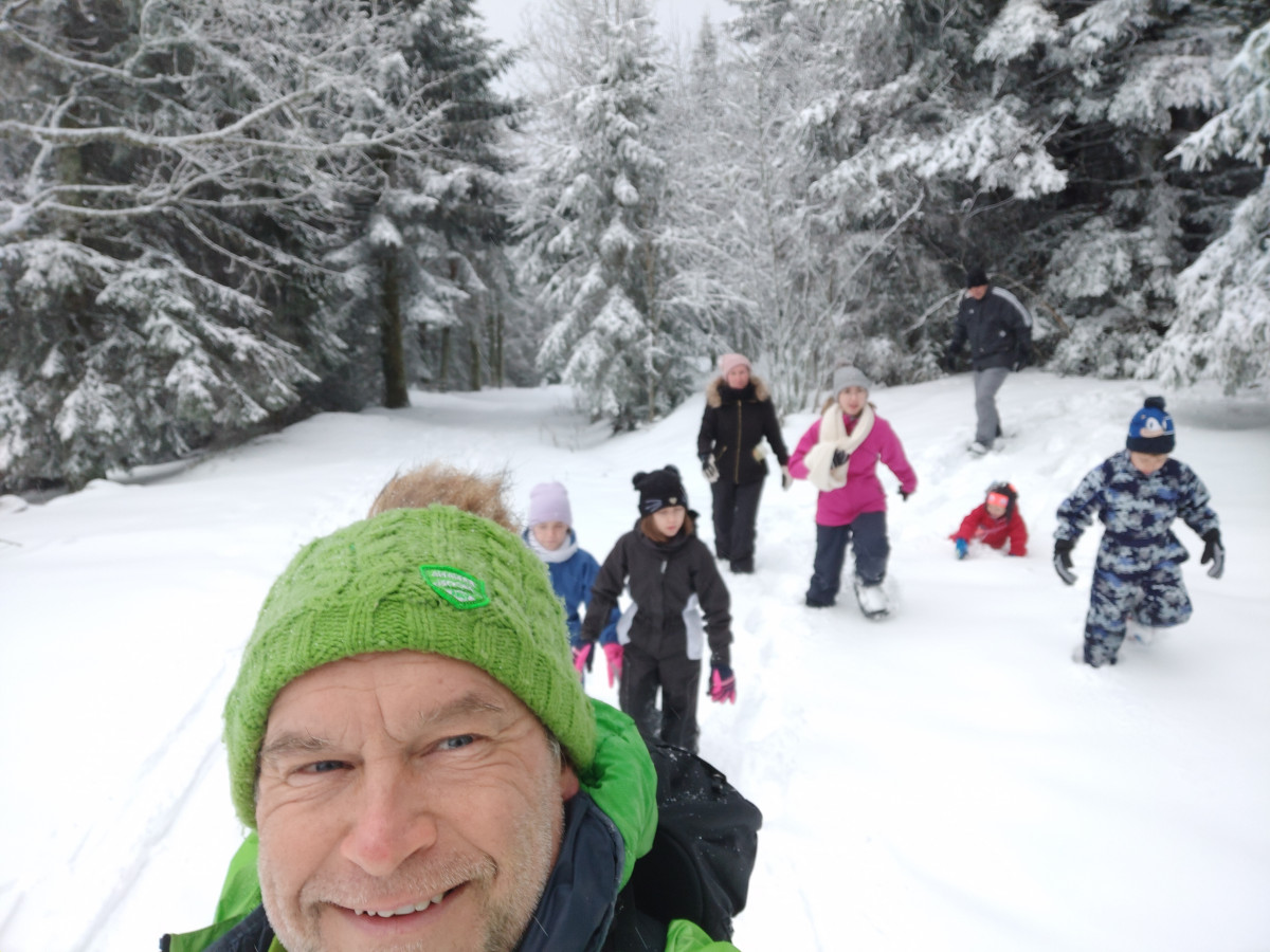 BALADE DES LUTINS à Raquette ou à pied à Frère Joseph - Ventron - Famille avec enfant de 4 -10 ans avec Bureau Montagne Hautes-Vosges