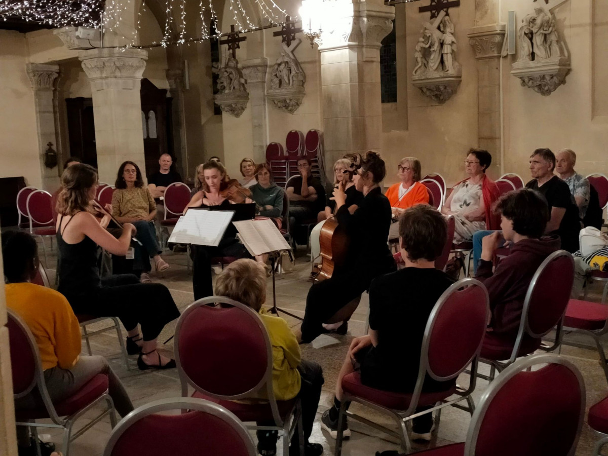 concert-les-violons-d-alienor-musee-1001-racines-cornimont-1