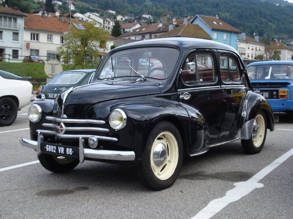 exposition-de-vehicules-anciens-la-bresse-1
